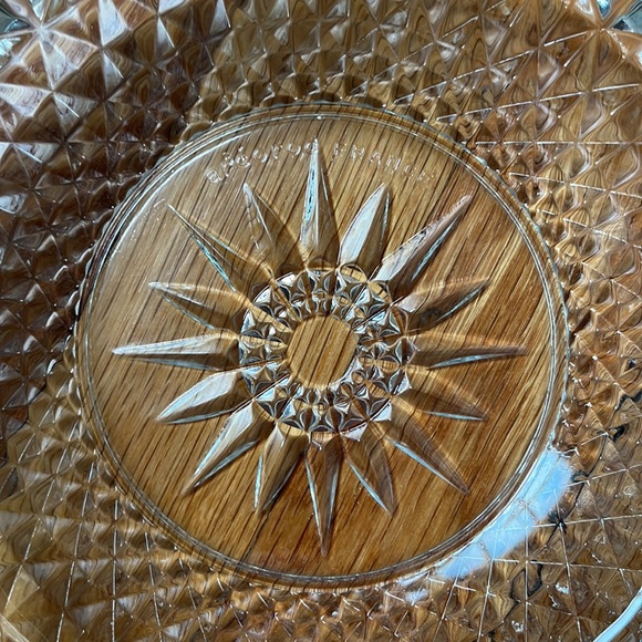 Vintage Diamant Starburst Patterned Brilliant Cut French Arcoroc Round Bowl - Picture 3 of 11